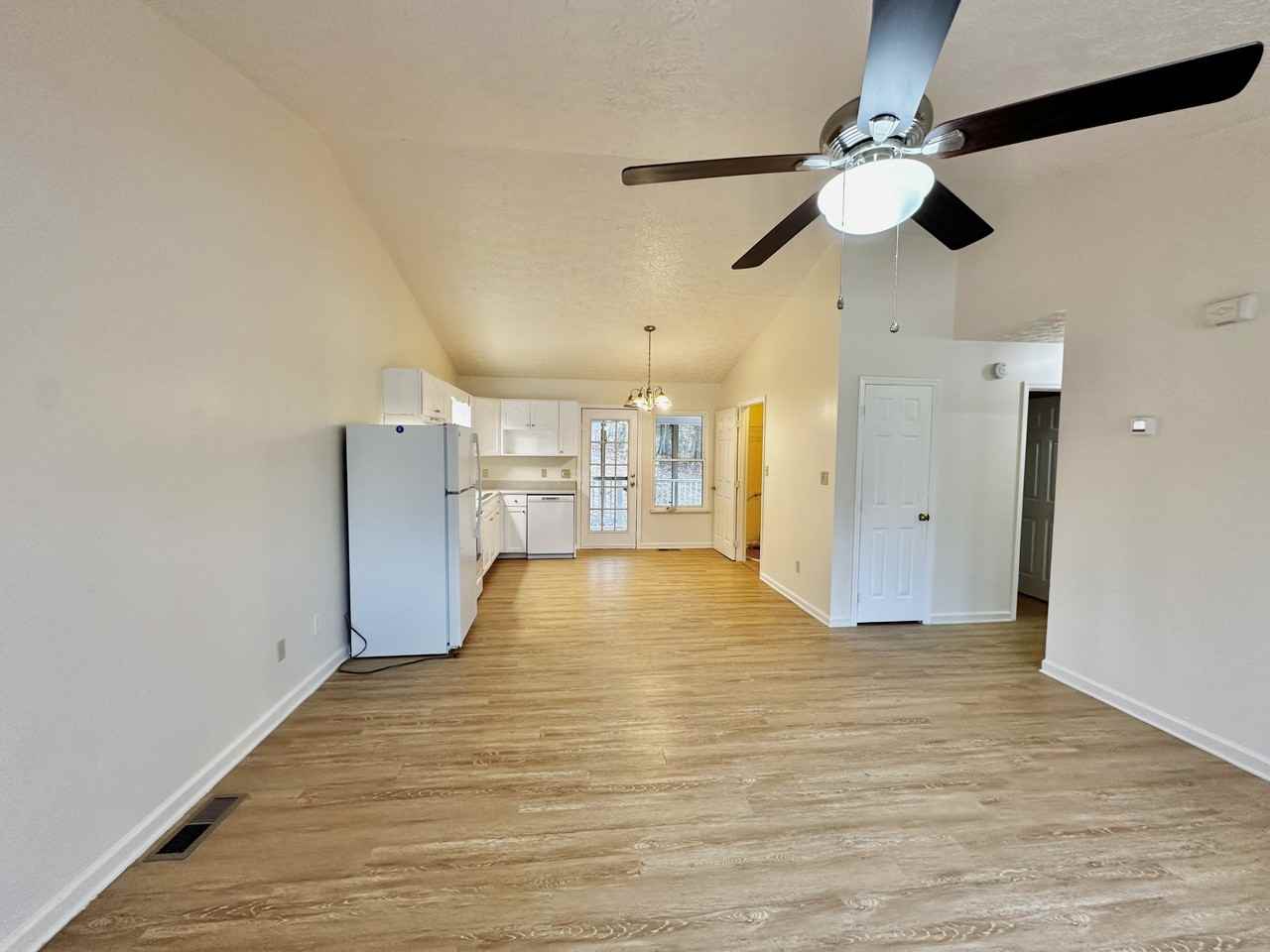 841 Sylvia Ln #NA - Photo 5 of 13