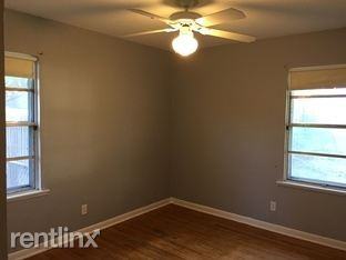 7821 Llano Ave - Photo 3 of 10