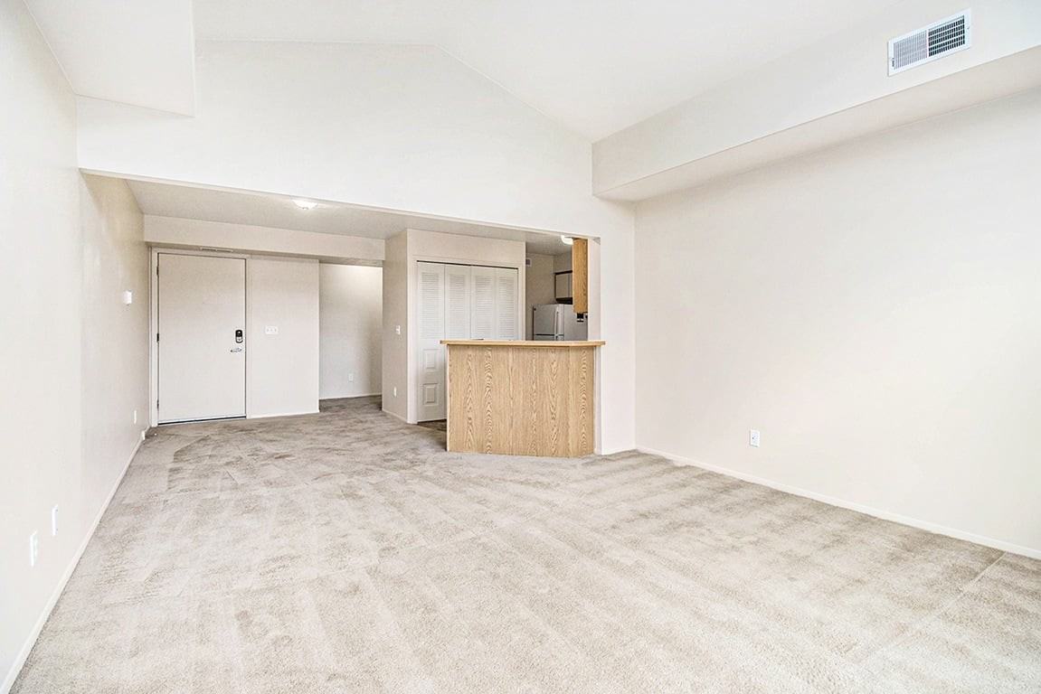 Arbor Lakes Apartments - Photo 7 of 35