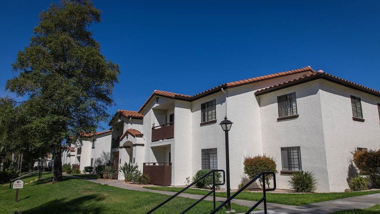 Barham Villas - Photo 2 of 28