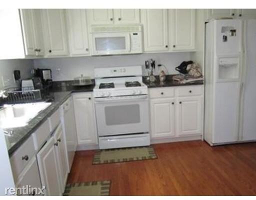 22 Christy Ln - Photo 3 of 10