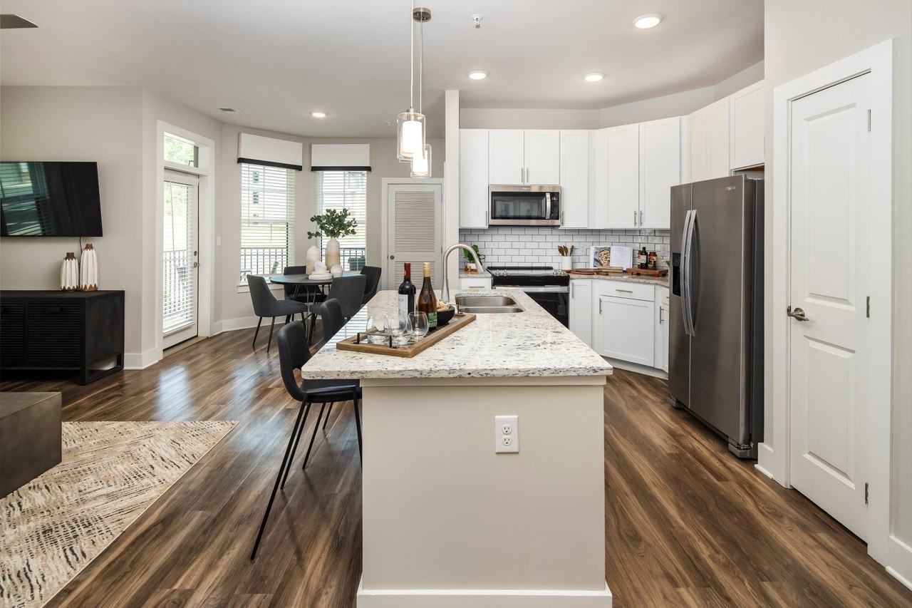 Abberly Royal Creek Apartment Homes - Photo 3 of 33