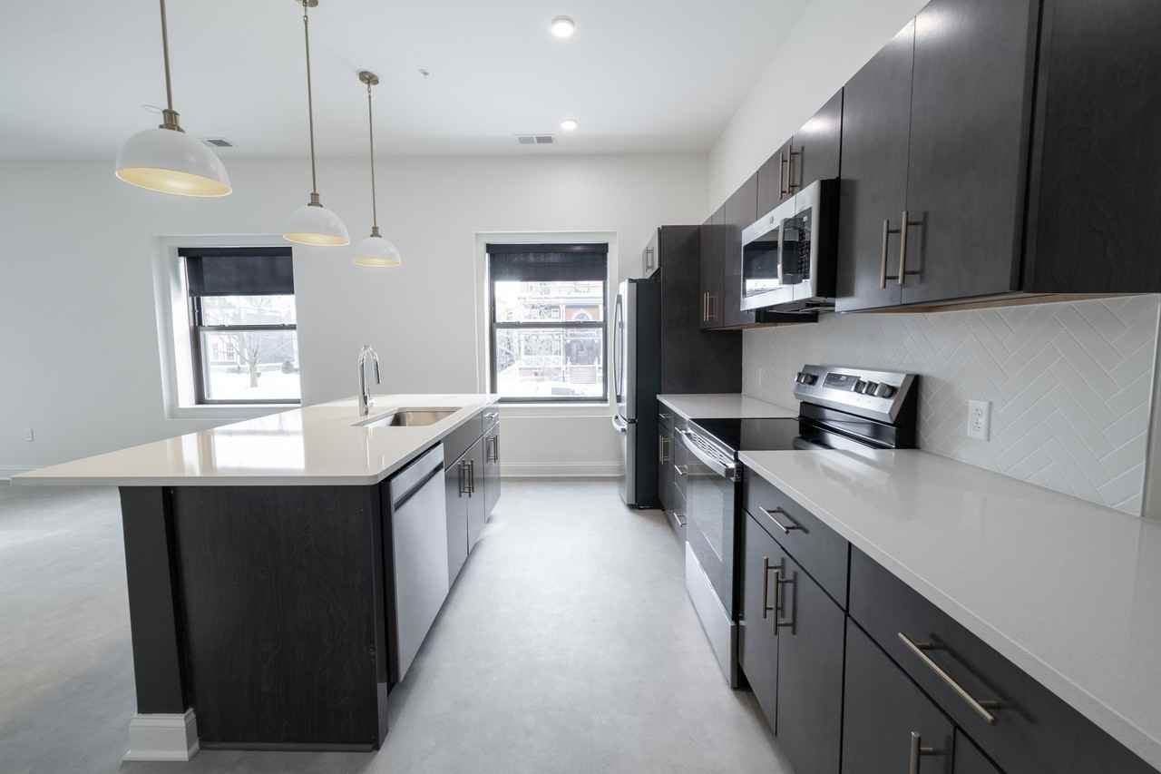 Annex Apartments - Photo 5 of 27