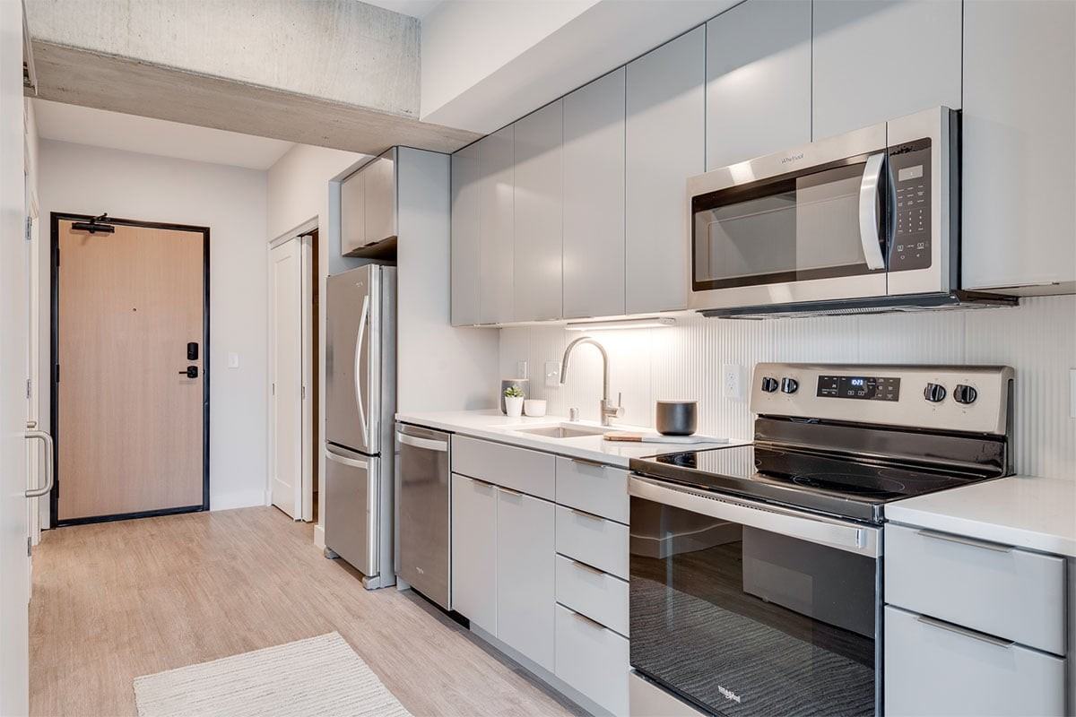 MODA on Raymond - Photo 3 of 26