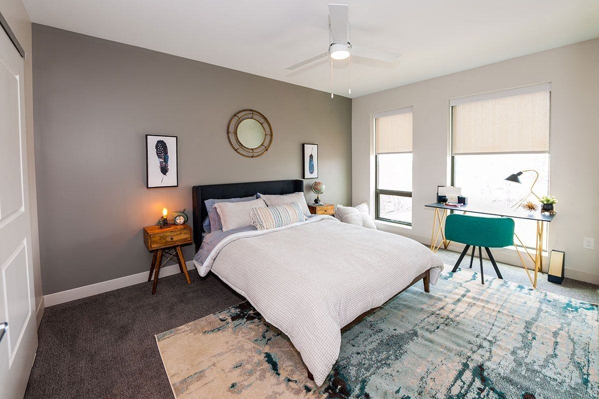 121 Larchmere - Photo 6 of 29