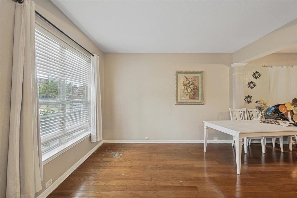 1621 Bluebird Drive - Photo 7 of 40