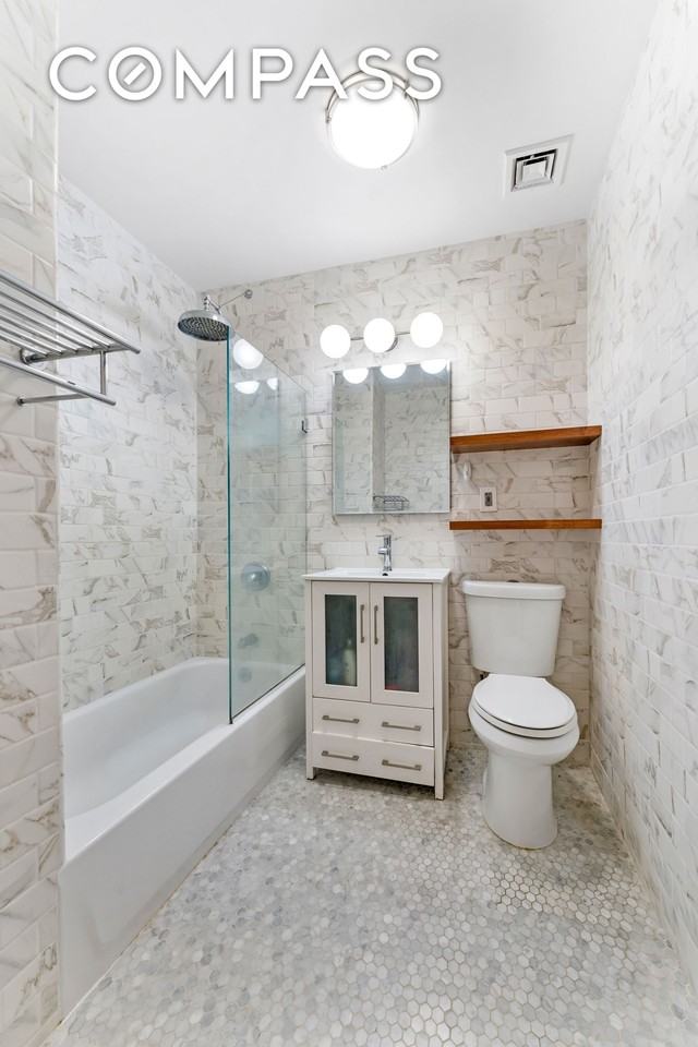 315 7th Ave #5C - Photo 6 of 6