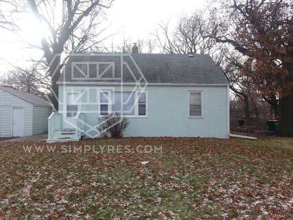 2090 Hillview Rd - Photo 2 of 11