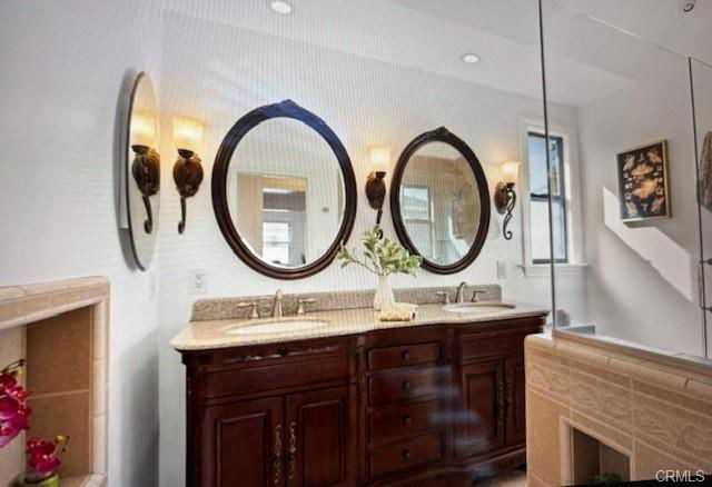 22903 Petroleum Ave - Photo 3 of 8