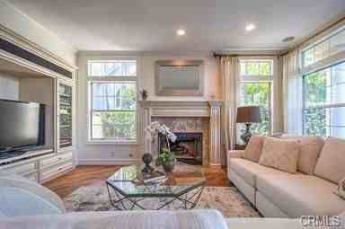 26992 Falling Leaf Dr - Photo 2 of 8