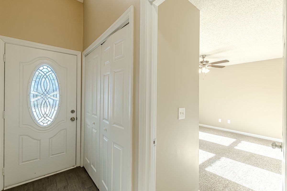 9018 Stoneleigh Trce - Photo 3 of 25