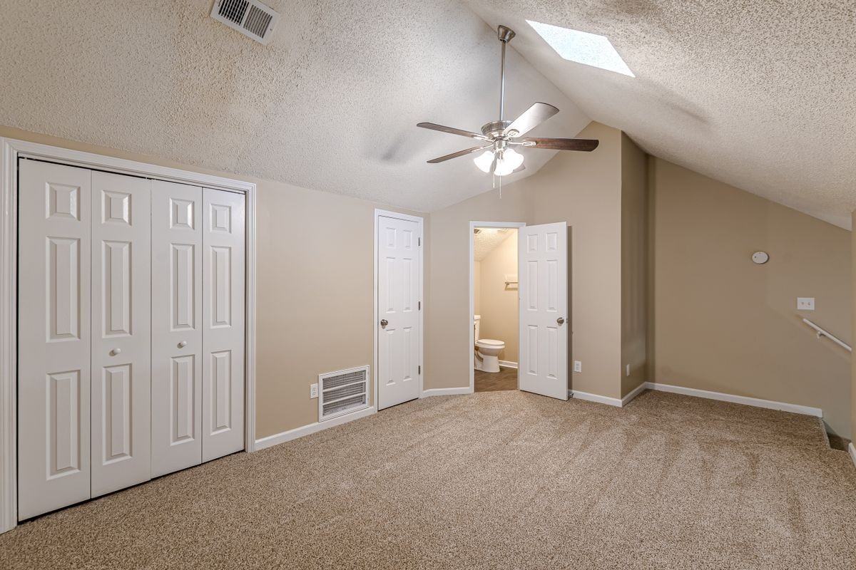 9018 Stoneleigh Trce - Photo 6 of 25