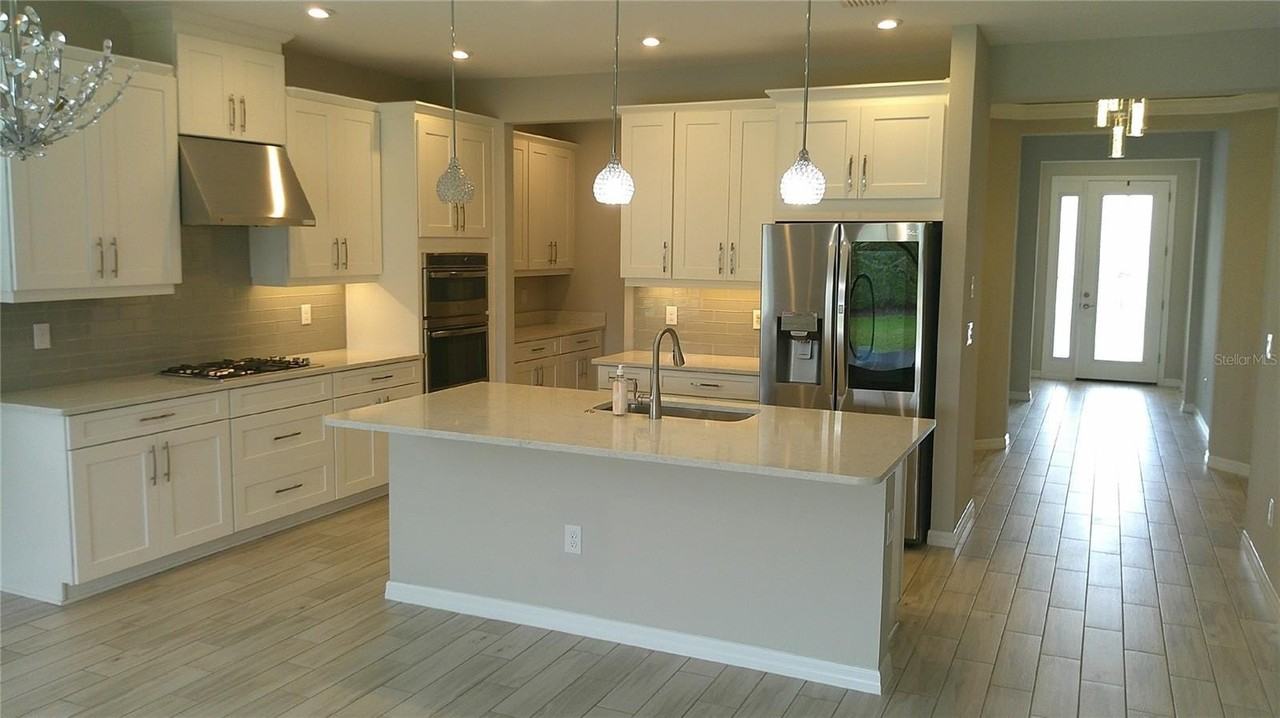 9073 Luna Ln - Photo 6 of 27