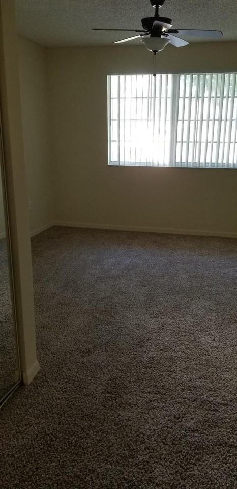 1700 Crestwood Ct S - Photo 3 of 44