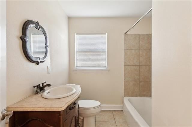 5403 Elysian Fields Ave - Photo 7 of 11