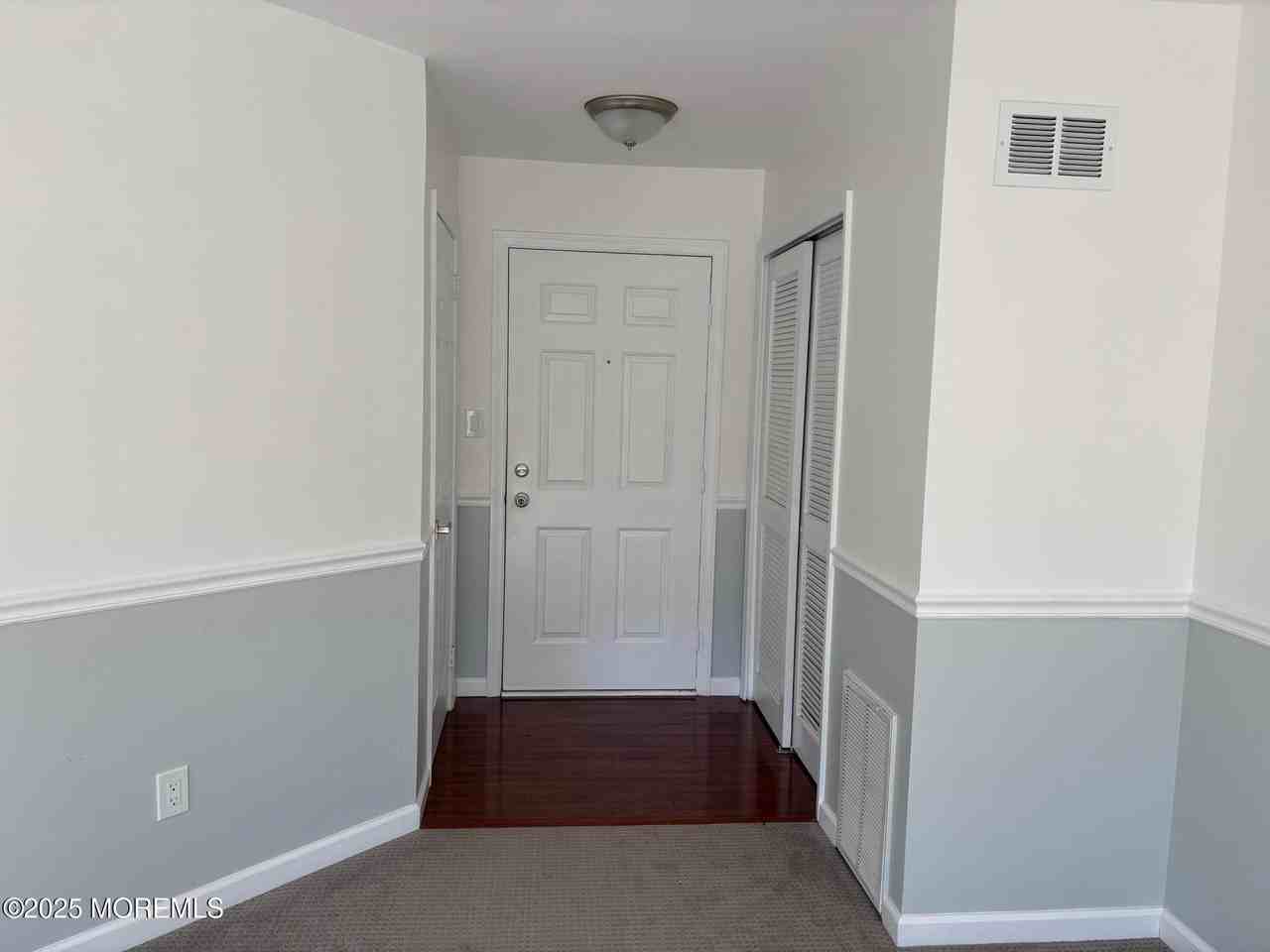 176 Pinetree Ct - Photo 2 of 16