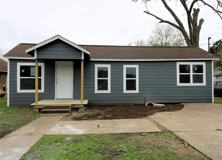 207 E Bernard St - Photo 1 of 1