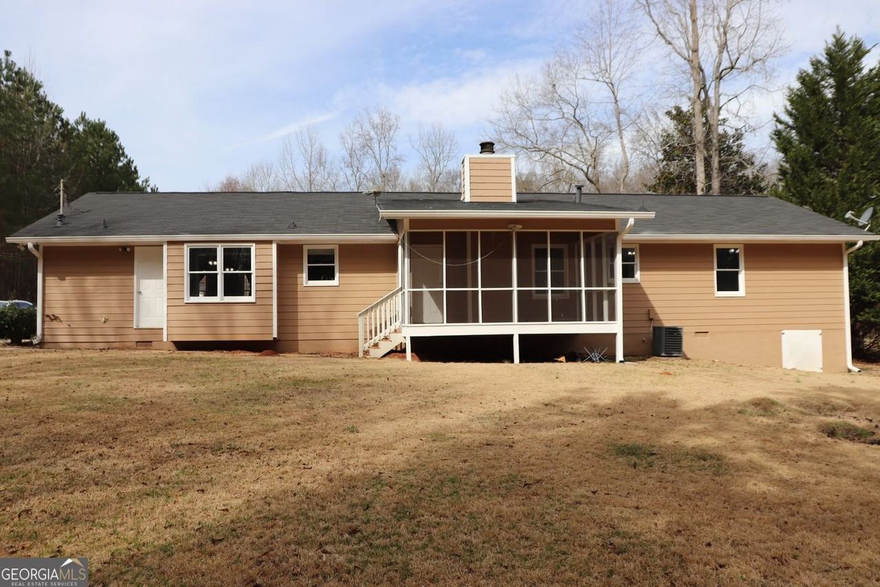 150 Bunny Ln - Photo 2 of 15