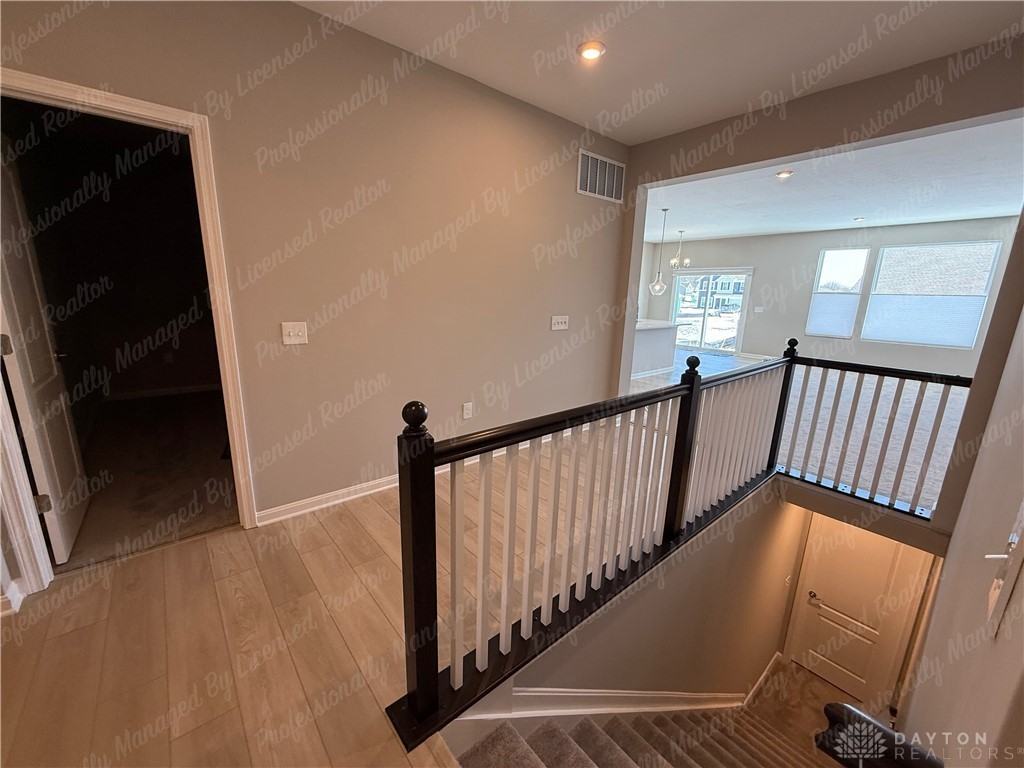 141 Kenneth Hamilton Way - Photo 6 of 46