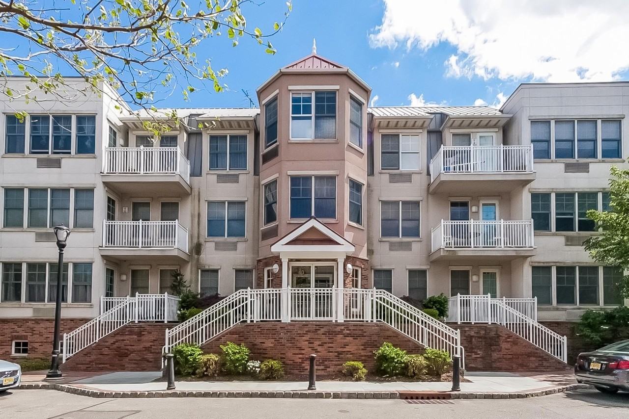 30 Constitution Way - Photo 7 of 22