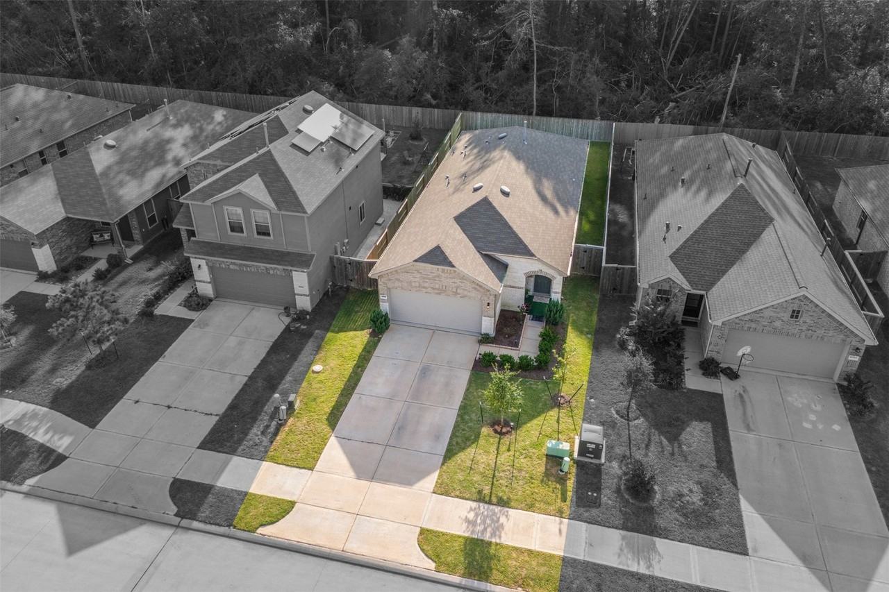 10507 Pineland Dr - Photo 2 of 27