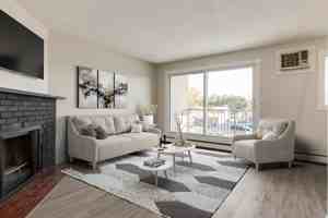 featured image of 675 20 St Ne