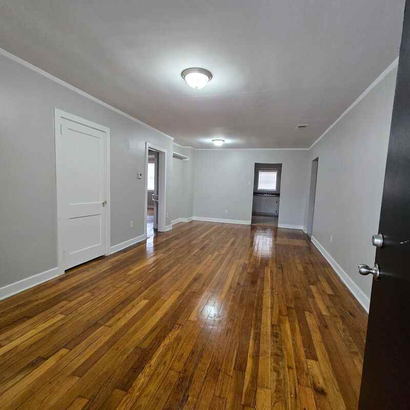 2199 Benton St - Photo 3 of 6