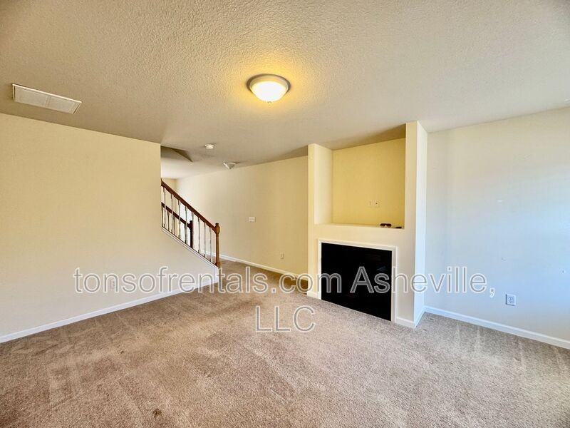 85 Farington Cir - Photo 2 of 21