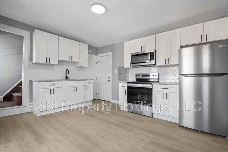 147 N 9th St #204 - Photo 6 of 25