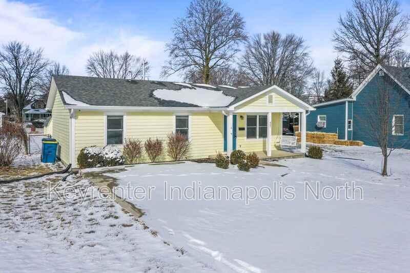 407 E 9th St - Photo 2 of 24