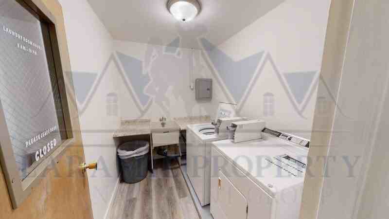 405 26th Street #7 - Photo 7 of 11