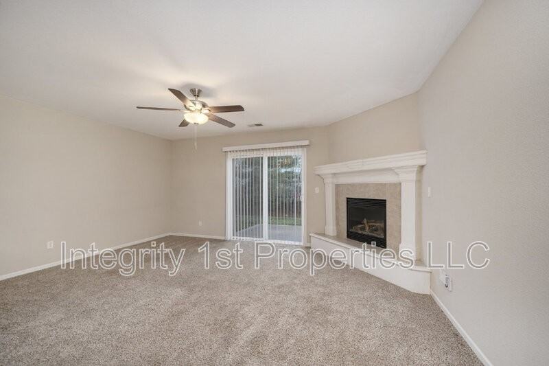 5974 Nw 91st Ter #5974 - Photo 5 of 15
