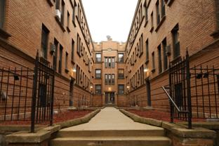 817A W Cornelia Ave #307 - Photo 1 of 1