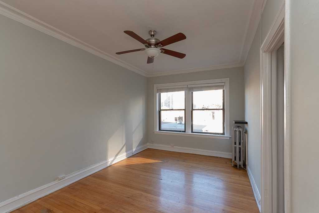 1164 N Dearborn St #406 - Photo 6 of 15