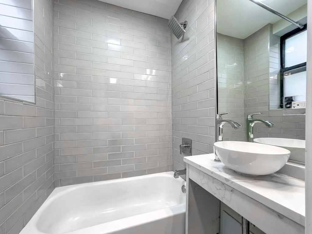505 W Belmont Ave #3J - Photo 6 of 21