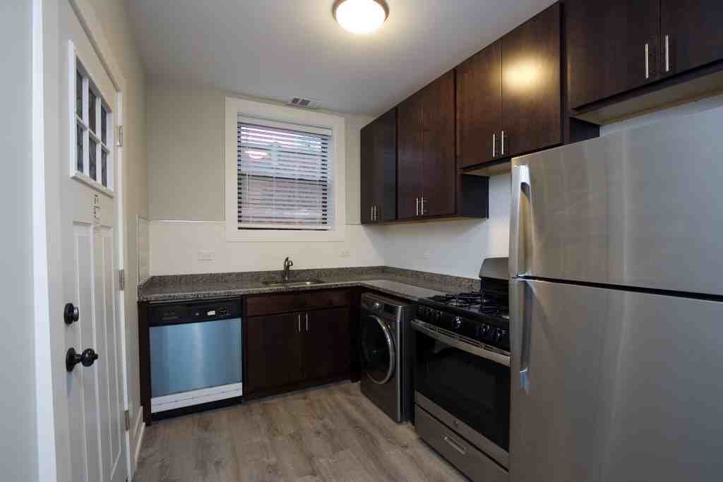 1128 Maple Ave #3A - Photo 2 of 21