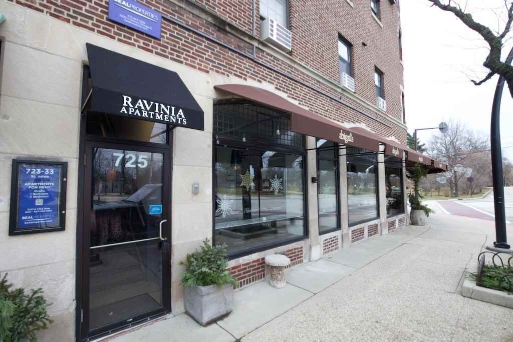 725 St Johns Ave #09