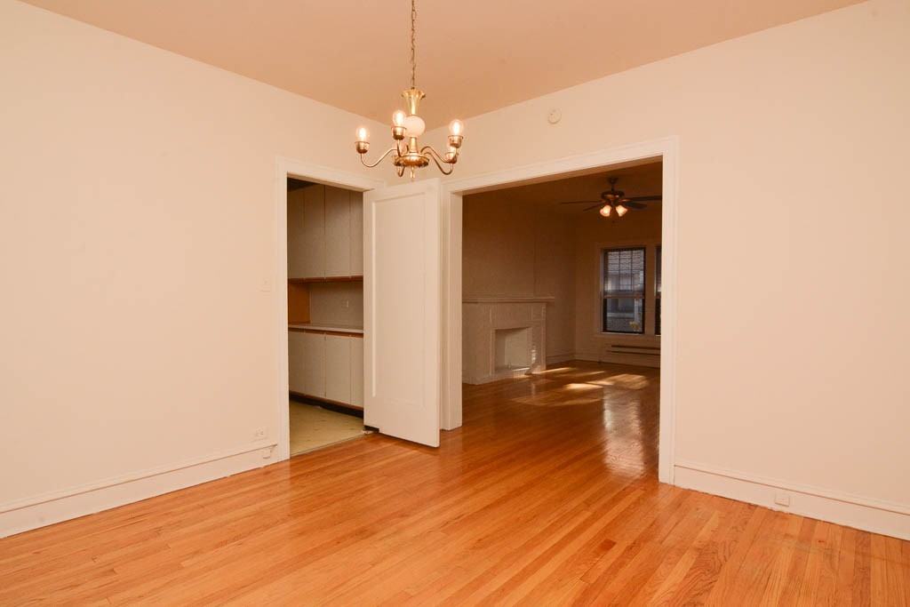 1315 Oak Ave #1I - Photo 6 of 19