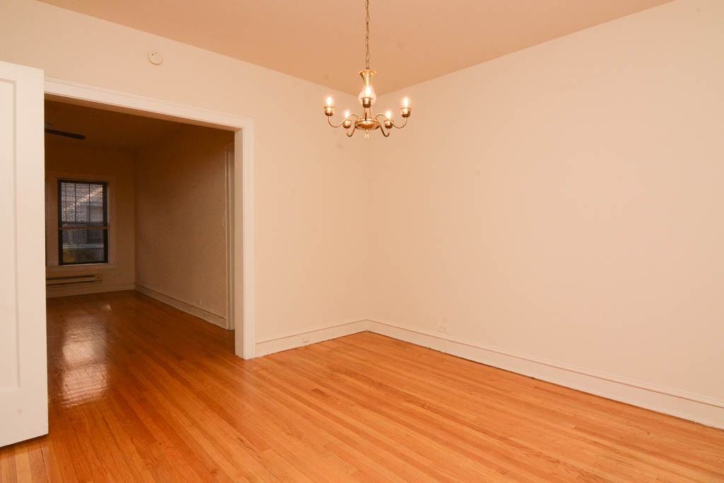 1315 Oak Ave #1I - Photo 7 of 19