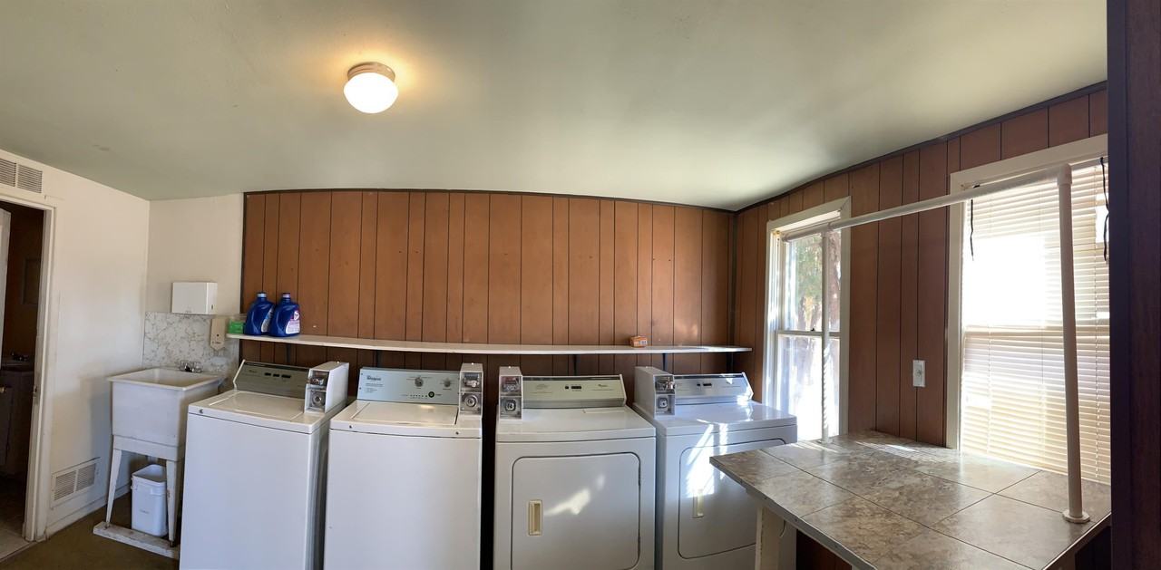 1500 West 7th Street - Photo 3 of 3