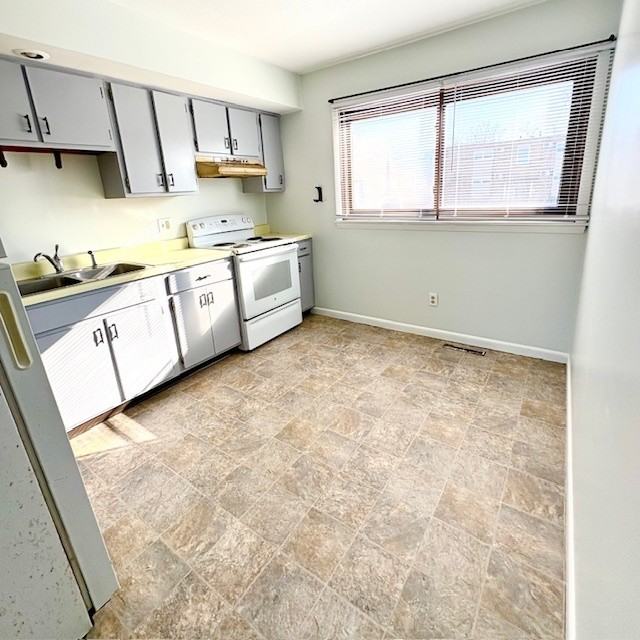 2012 Vawter Street - Photo 3 of 10