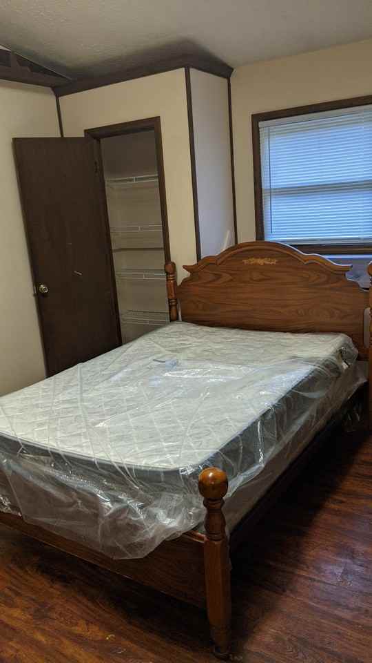 115 Hillcrest Dr - Photo 3 of 6