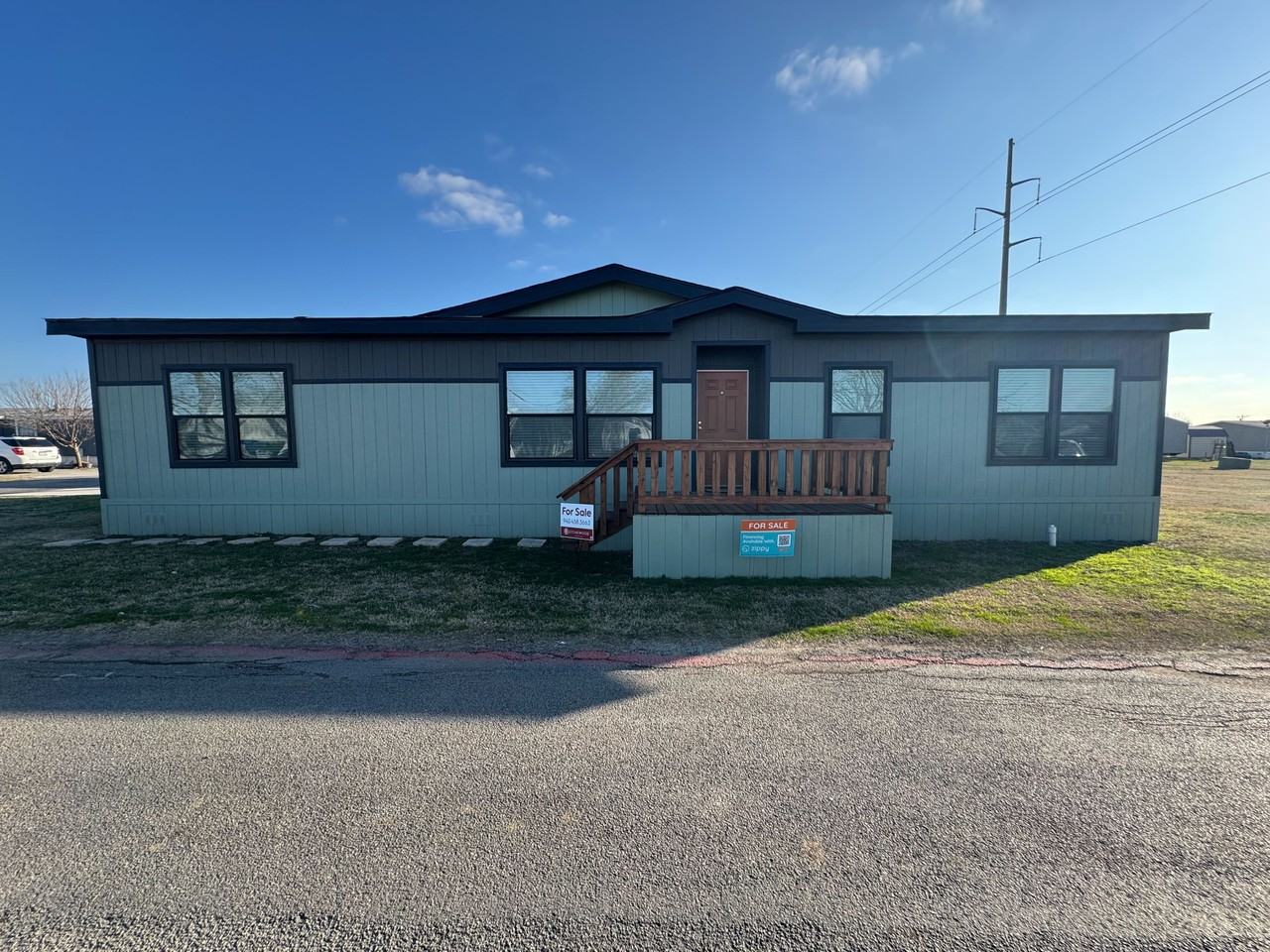 102 Palamino Dr - Photo 2 of 33