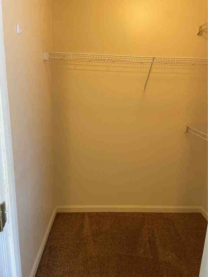 221 Keystone Drive - Photo 6 of 10