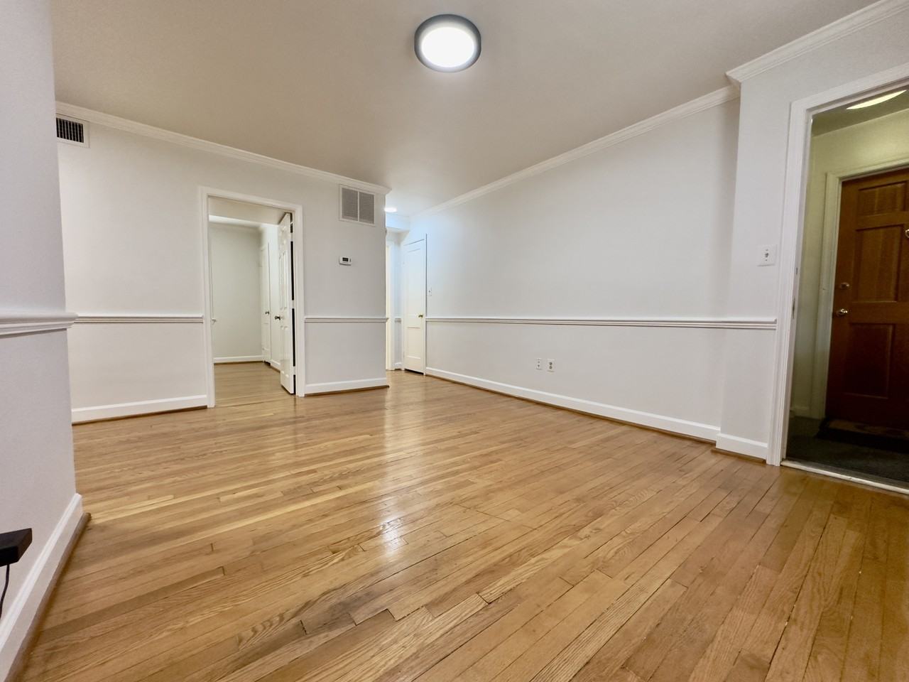 907 Church Street - Photo 4 of 22