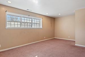 featured image of 105 S Elder Ln