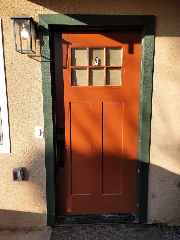 134 North Poplar Ave - Photo 2 of 13