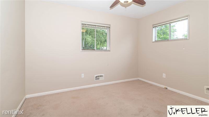 321-323 Pauline - Photo 5 of 26