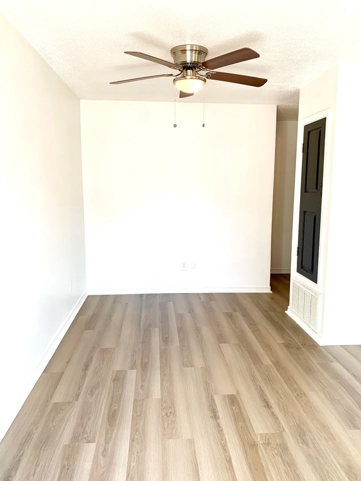 1202 Belair Street - Photo 4 of 26
