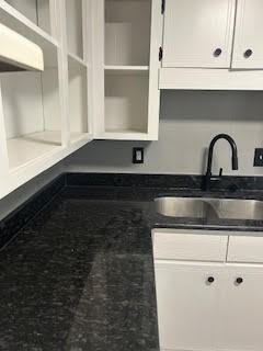 2213 Linda Lane - Photo 5 of 50